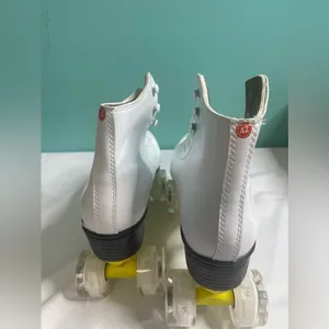Brand‎ new white and yellow skates size 10 thumbnail 4