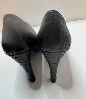 'Sadi' Black Snakeskin Prints Pumps Size 7M thumbnail 4