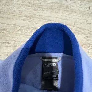 Periwinkle North Face Fleece 1/4 Zip Pullover Size S thumbnail 3