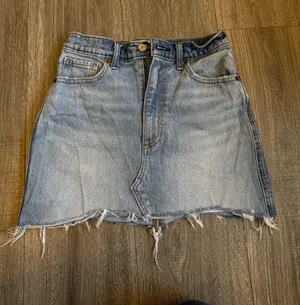 Abercrombie Denim Skirt thumbnail 1