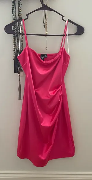 Windsor Barbie pink satin dress thumbnail 1