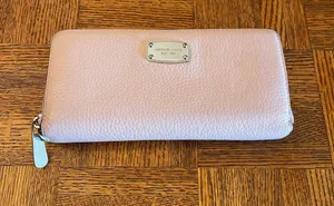 Michael Kors jet set wallet in light pink thumbnail 1