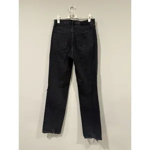 Abercrombie & Fitch Womens the 90s Straight Ultra High Rise Jeans 27/ 4R 2402 thumbnail 6