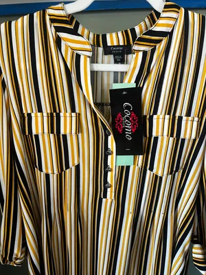 Cocomo Women’s Blouse Multiple Size M petite thumbnail 2