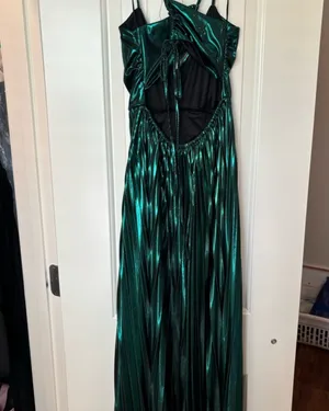 Emerald Pleated Lulus Dress thumbnail 5