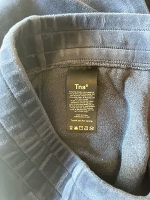 Aritzia TNA Velvet Flare Leggings thumbnail 3