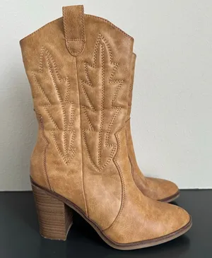 Altar'd State Jesika Brown Vegan Leather Short Cowboy Boots Size 6 Western thumbnail 1