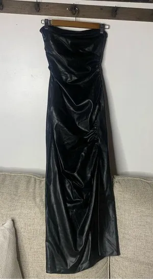 ZARA Faux Leather Strapless Black Dress NWT Size XS Midi Side Slit Zip Slimming thumbnail 7