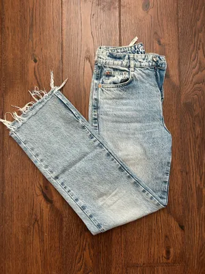 ZARA Jeans High-Rise Straight Leg Distressed thumbnail 1