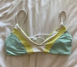 Bikini Top thumbnail 1