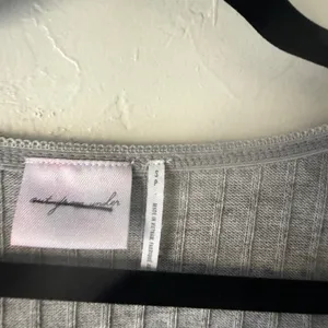 UO Out From Under Grey Fairy Long Sleeve Crop Top Size S‎ Dainty Going Out thumbnail 4