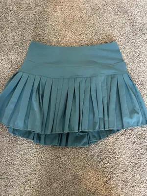 Gold Hinge Skirt Pleated thumbnail 2