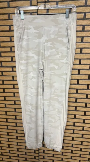 Athleta Tan‎ Camo Pants Size 4 thumbnail 1