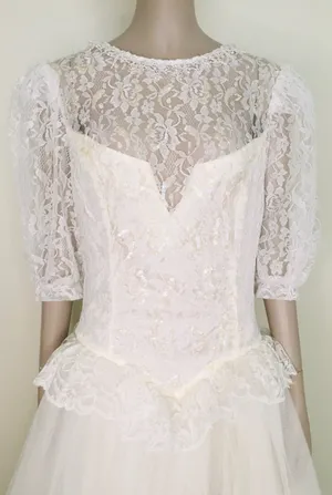 Jessica McClintock Vintage Gunne Sax Wedding Dress thumbnail 3