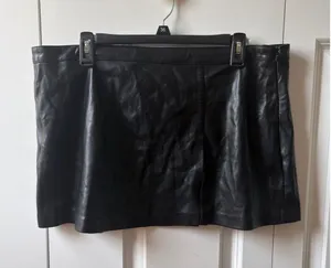 Urban Outfitters Black Faux Leather Mini Skirt Size XL thumbnail 1