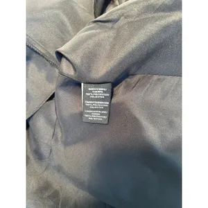 Monique Lhuillier Bridesmaids Size 2 Black Metallic Plunge V-Neck Maxi Dress thumbnail 7