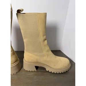 Steve Madden Hesitant Chelsea Lug Boots Sand Suede Platform Size‎ 10 NWT thumbnail 4