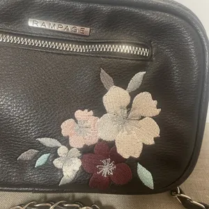 Rampage Black Crossbody‎ Bag floral Embroidered Chain strap Zip close thumbnail 3