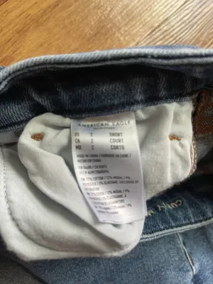 American Eagle Outfitters Ripped Jeans thumbnail 4