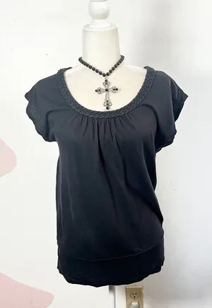 Vtg Y2K 2000s‎ Black Top Womens Medium Braided Neckline Gothic Indie Sleaze thumbnail 1