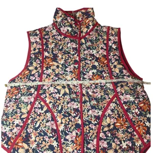 NWT Dokotoo Floral Quilted Puffer Vest Navy Burgundy Trim Snap Front‎ Sz XL thumbnail 10