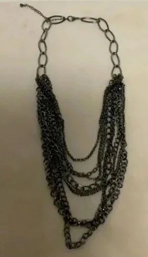 Necklace thumbnail 1