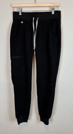 FIGS Technical Collection High Waisted Black Cargo Jogger Scrub Pants XS Petite thumbnail 1
