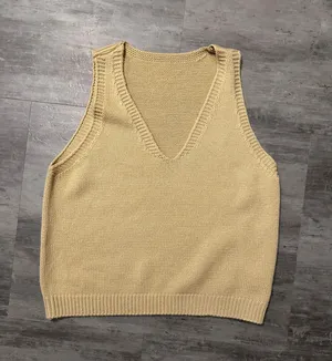 Amazon Sweater Vest  thumbnail 1