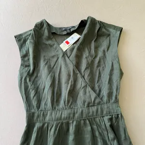 Banana Republic WRAP MIDI DRESS thumbnail 4