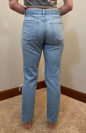 Forever 21 Distressed Jeans thumbnail 3