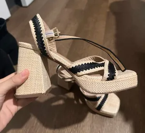 Boutique Block heels thumbnail 1