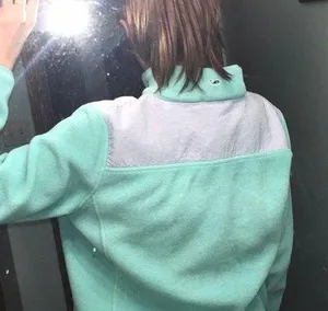 Vineyard Vines quarter zip thumbnail 2