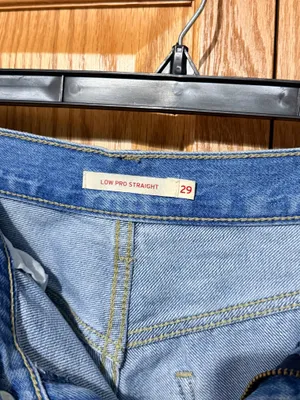 Women’s Levi Jeans - Low Pro Straight - Size 29 thumbnail 7