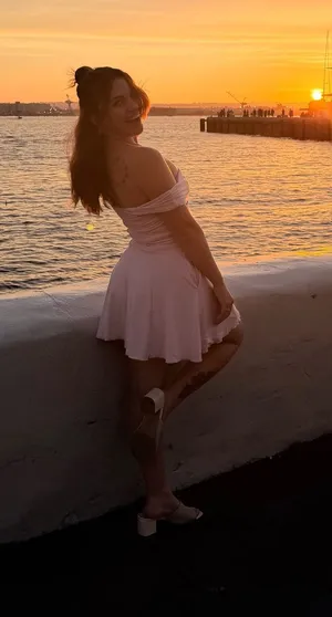 Oh Polly Dress thumbnail 1