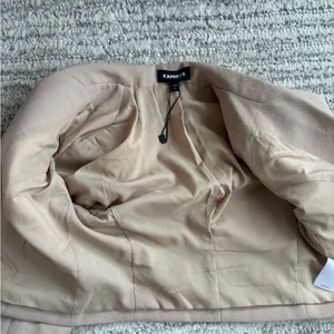 Khaki Express cropped blazer co-ord set (altered for petite height) thumbnail 6