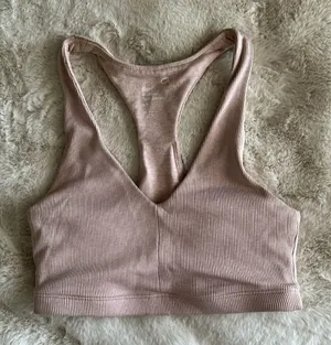 Gap Fit Ribbed Sports Bra thumbnail 1