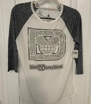 Disney Parks Raglan Shirt Womens Small White NWT Walt Disney World 3/4 Sleeve thumbnail 1