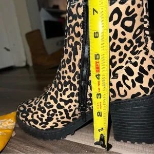 Qupid Cheetah Print Booties size 7 NWOT thumbnail 5
