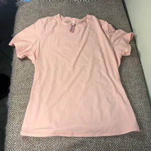 Skims Fits Everybody Short Sleeve T-Shirt Sz L Comfy Casual Preppy Minimal thumbnail 2