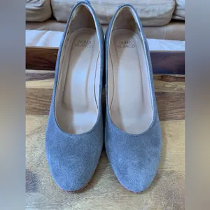 Huma Blanko Gray Suede Tassel Heels Size 9 thumbnail 6