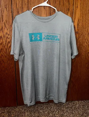Men’s Under Armour Shirt Athletic thumbnail 1