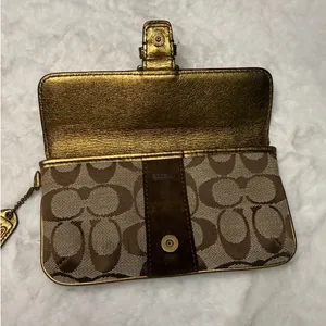 y2k COACH Gold Buckle Signature Pouch thumbnail 3