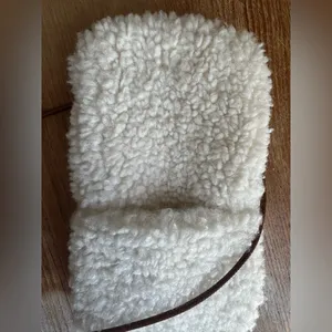 Aerie Sherpa Fleece Crossbody Bag –‎ Cream Shearling Style O/S Boho preppy thumbnail 11