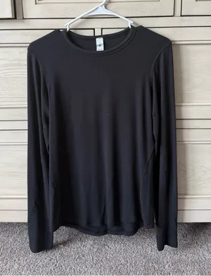 lululemon athletica Black Long-Sleeve Hold Tight Crew Top thumbnail 1
