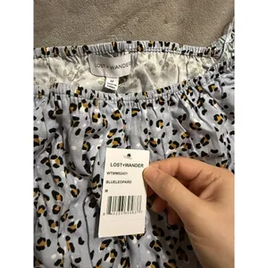 NWT Lost + Wander Blue Leopard Size‎ Medium Women Long Sleeve Square Neck Top thumbnail 4