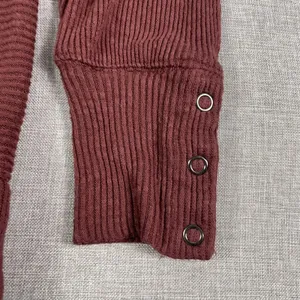 Evereve Sweater Womens M Red V-Neck Pullover Ribbed‎ Stretch Lightweight thumbnail 2