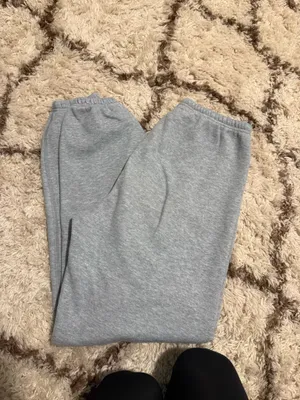 SKIMS Sweat Set thumbnail 4