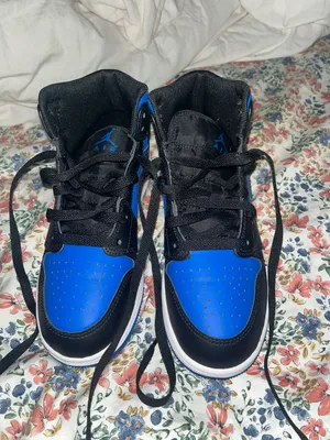 Nike Air Jordan Sneakers thumbnail 1