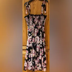 Lulus Wowing Wonder Black Floral Jacquard‎ Smocked Tie-Strap Tiered Midi Dress thumbnail 6