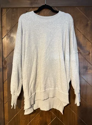 Aerie Gray Crewneck thumbnail 1